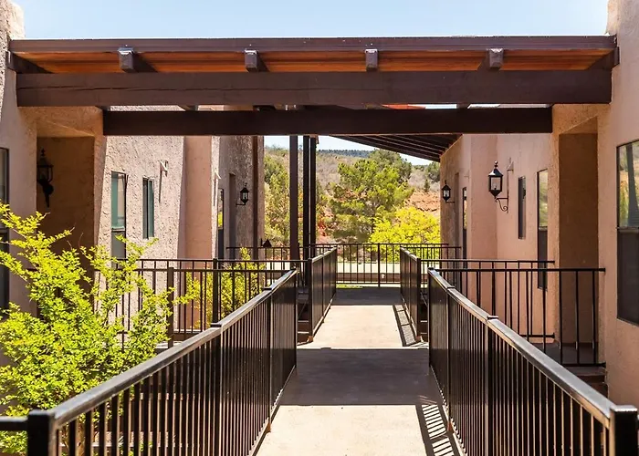 Holiday home - Pool, Hot Tub, Pickleball, Bbq, Ev Charger Sedona