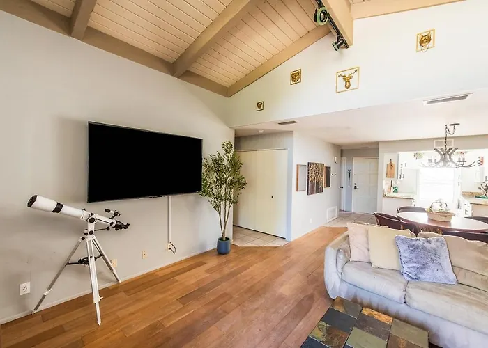 - Pool, Hot Tub, Pickleball, Bbq, Ev Charger Holiday home Sedona