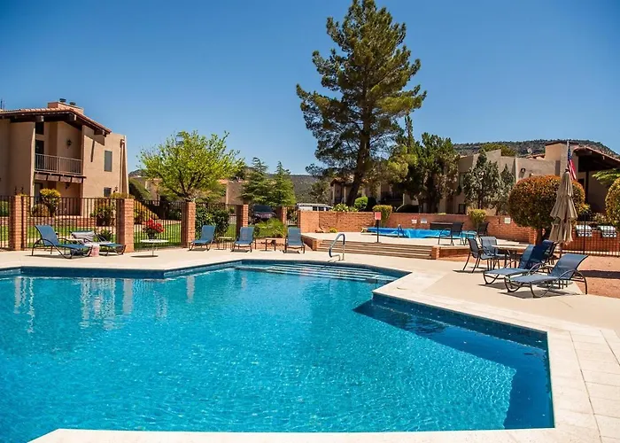 Holiday home - Pool, Hot Tub, Pickleball, Bbq, Ev Charger *